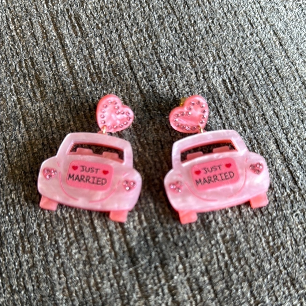 Pink rhinestone earrings, Just Married on car design, worn once, posts, Cute